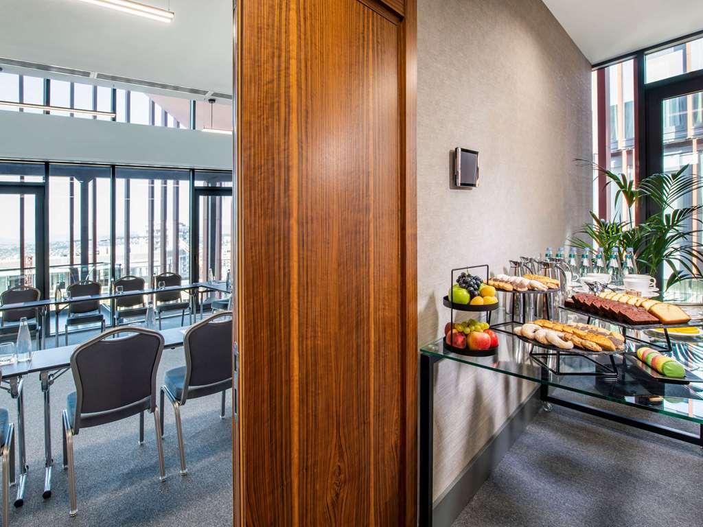 Tbilisi Philharmonia Apartment Удобства фото