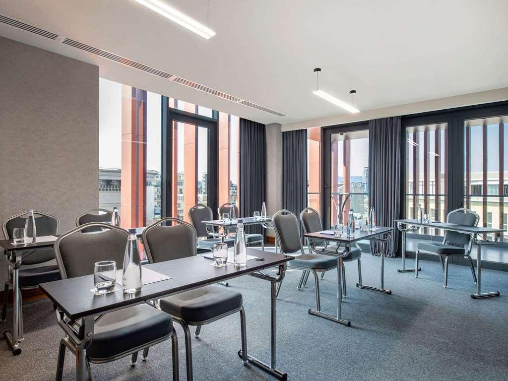 Tbilisi Philharmonia Apartment Удобства фото